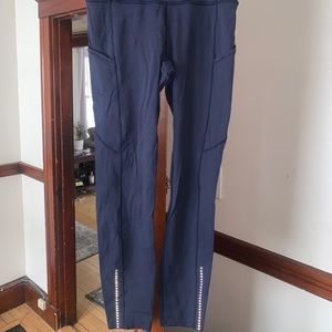 Run lululemon cropped leggings with pockets